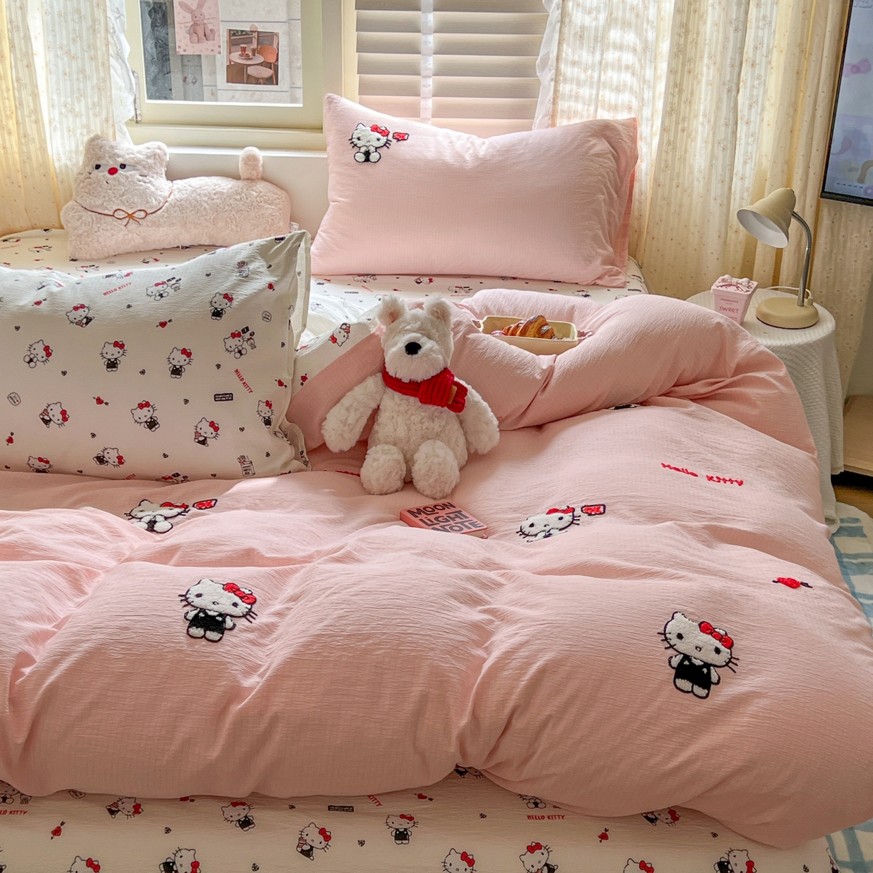 91家纺网 家纺一手货源 找家纺 童颜 2025新款三丽鸥正版授权云感木棉a类毛巾绣四件套 哈喽KT