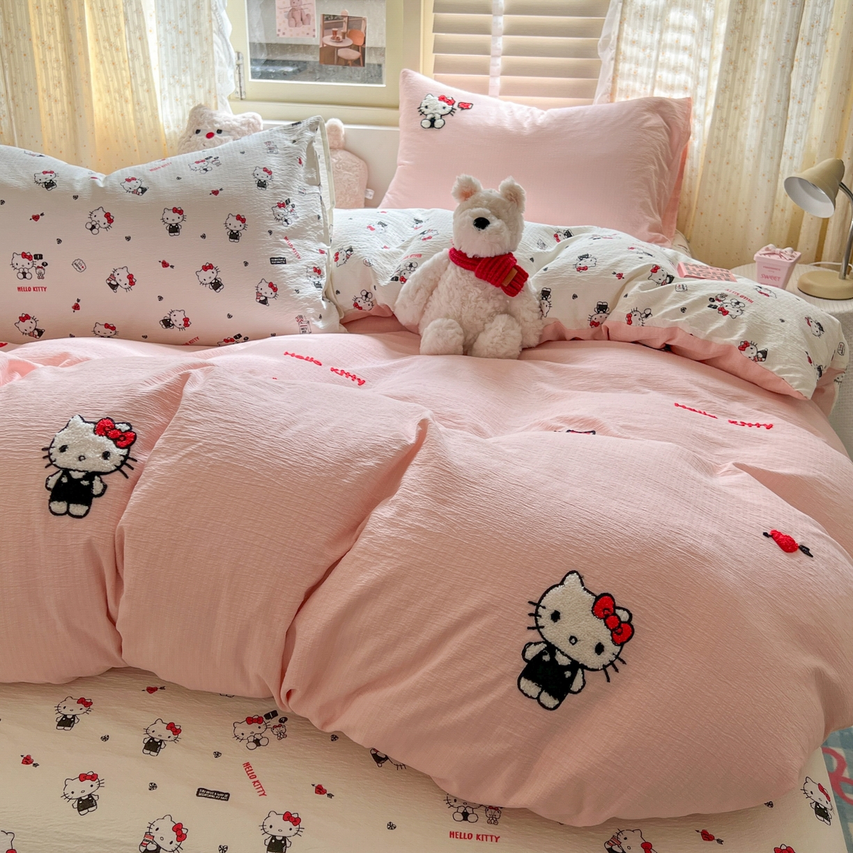 91家纺网 家纺一手货源 找家纺 童颜 2025新款三丽鸥正版授权云感木棉a类毛巾绣四件套 哈喽KT