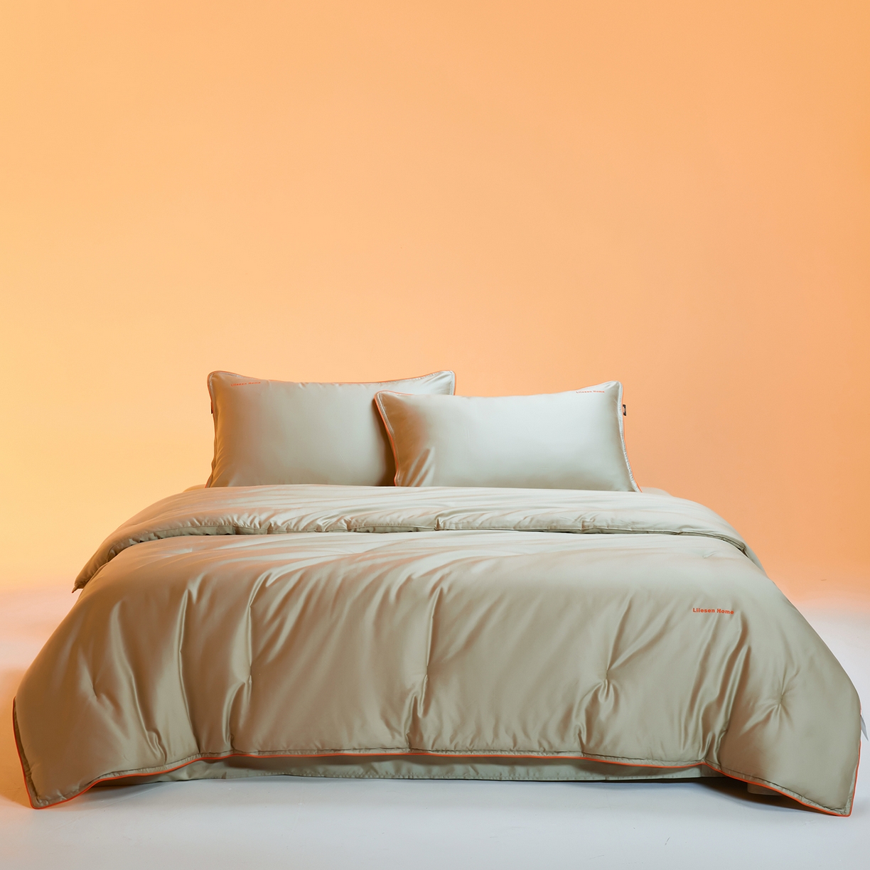 91家纺网 家纺一手货源 找家纺 丽笙被芯 2025新款秋冬亲肤舒适80S超细旦天丝棉微磨毛素色可水洗懒人被-场景一 香松绿