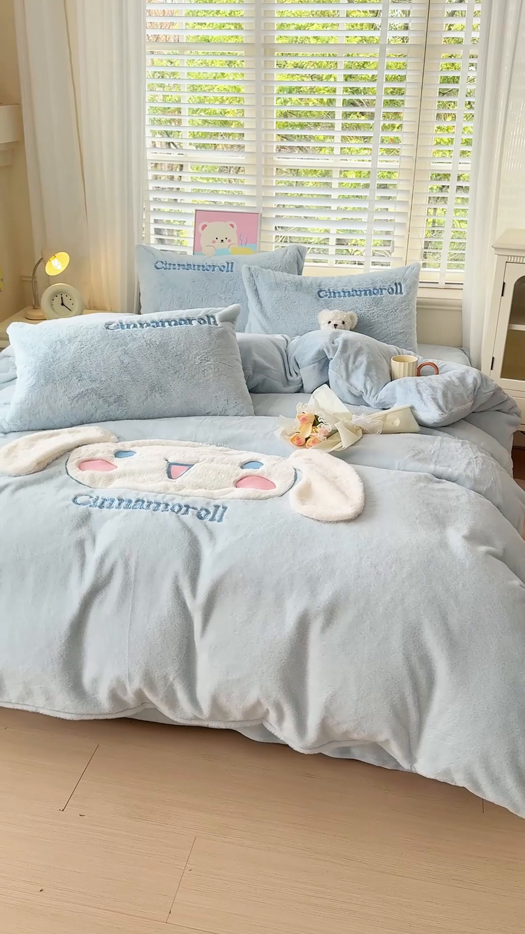 91家纺网 家纺一手货源 找家纺 云木里 2025新款兔绒卡通刺绣手工四件套 兔绒玉桂狗