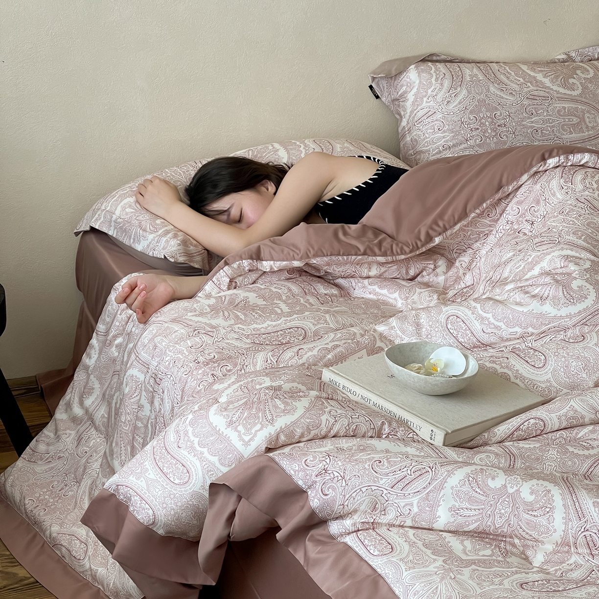 91家纺网 家纺一手货源 找家纺 （总）丽笙被芯 2025新款80S超细旦天丝棉微磨毛印花可水洗懒人被