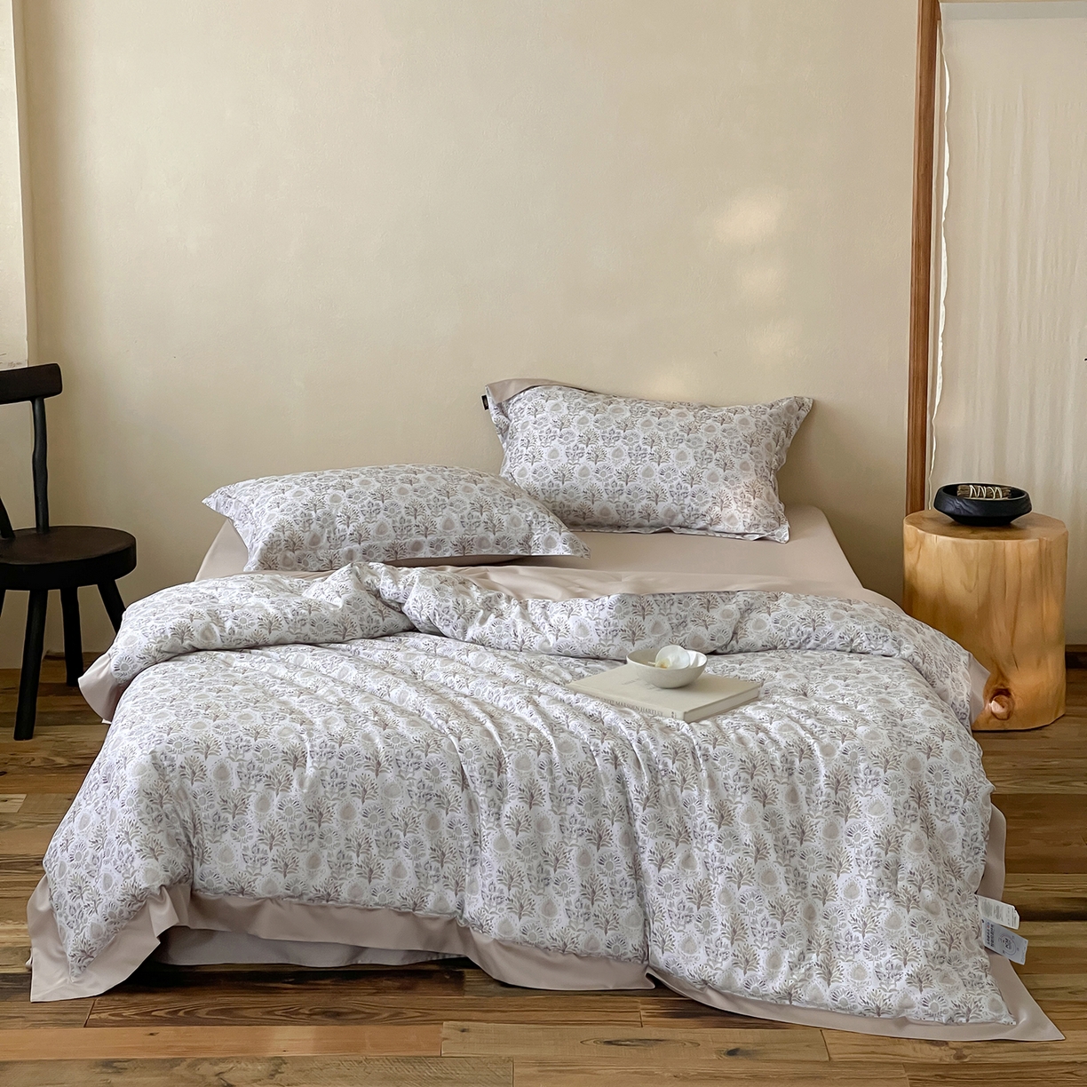 91家纺网 家纺一手货源 找家纺 丽笙被芯 2025新款80S超细旦天丝棉微磨毛印花可水洗懒人被 卡丽