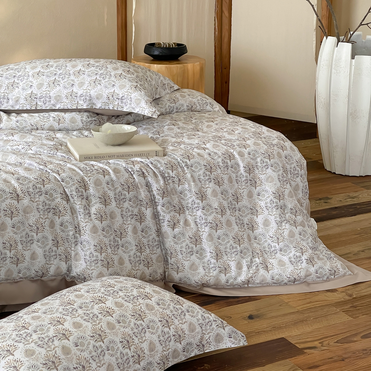 91家纺网 家纺一手货源 找家纺 丽笙被芯 2025新款80S超细旦天丝棉微磨毛印花可水洗懒人被 卡丽