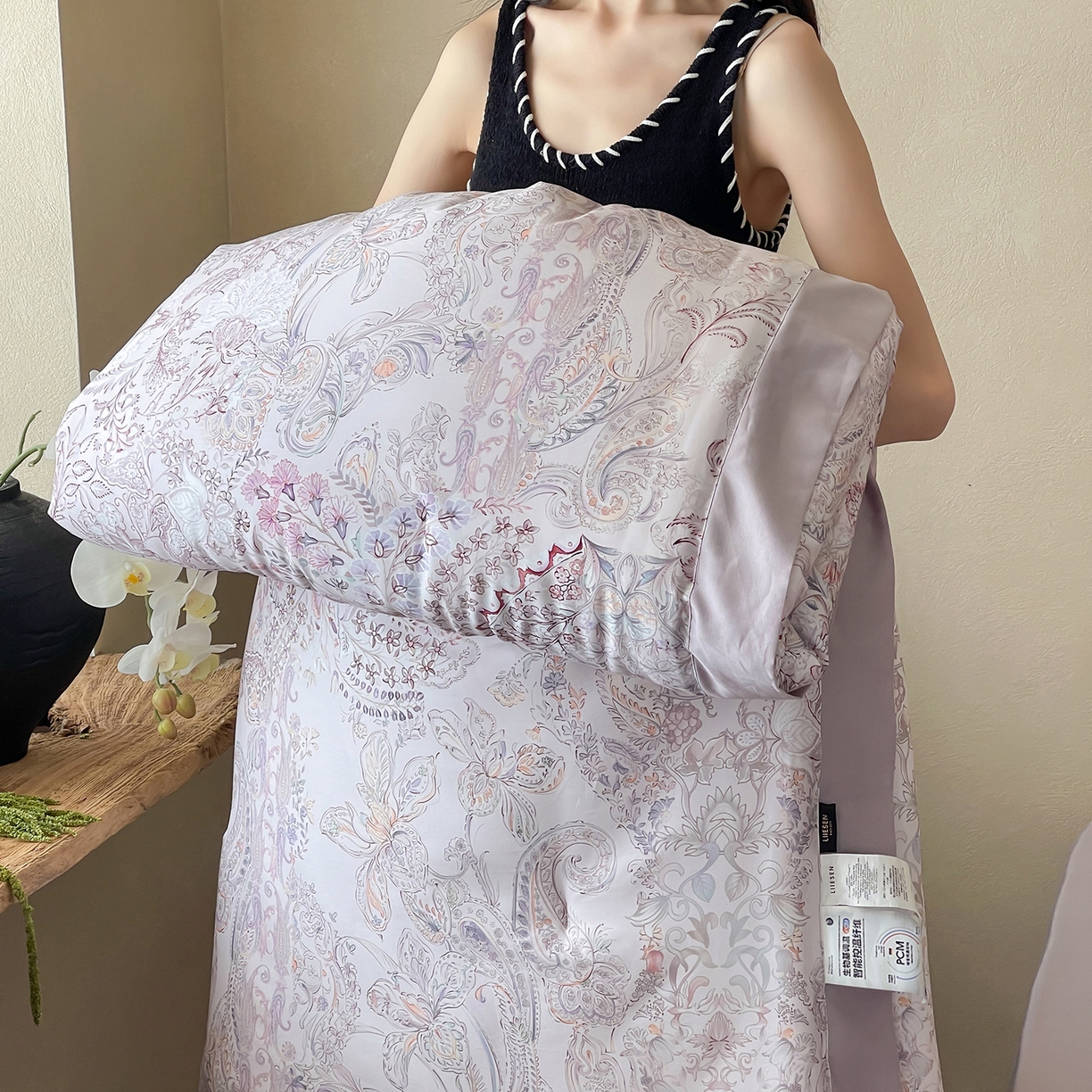 91家纺网 家纺一手货源 找家纺 丽笙被芯 2025新款80S超细旦天丝棉微磨毛印花可水洗懒人被 梦薇