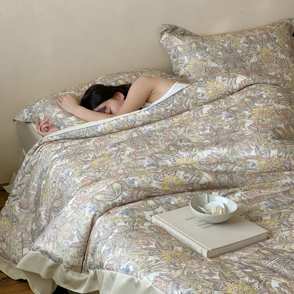 91家纺网 家纺一手货源 找家纺 丽笙被芯 2025新款80S超细旦天丝棉微磨毛印花可水洗懒人被 莫尔