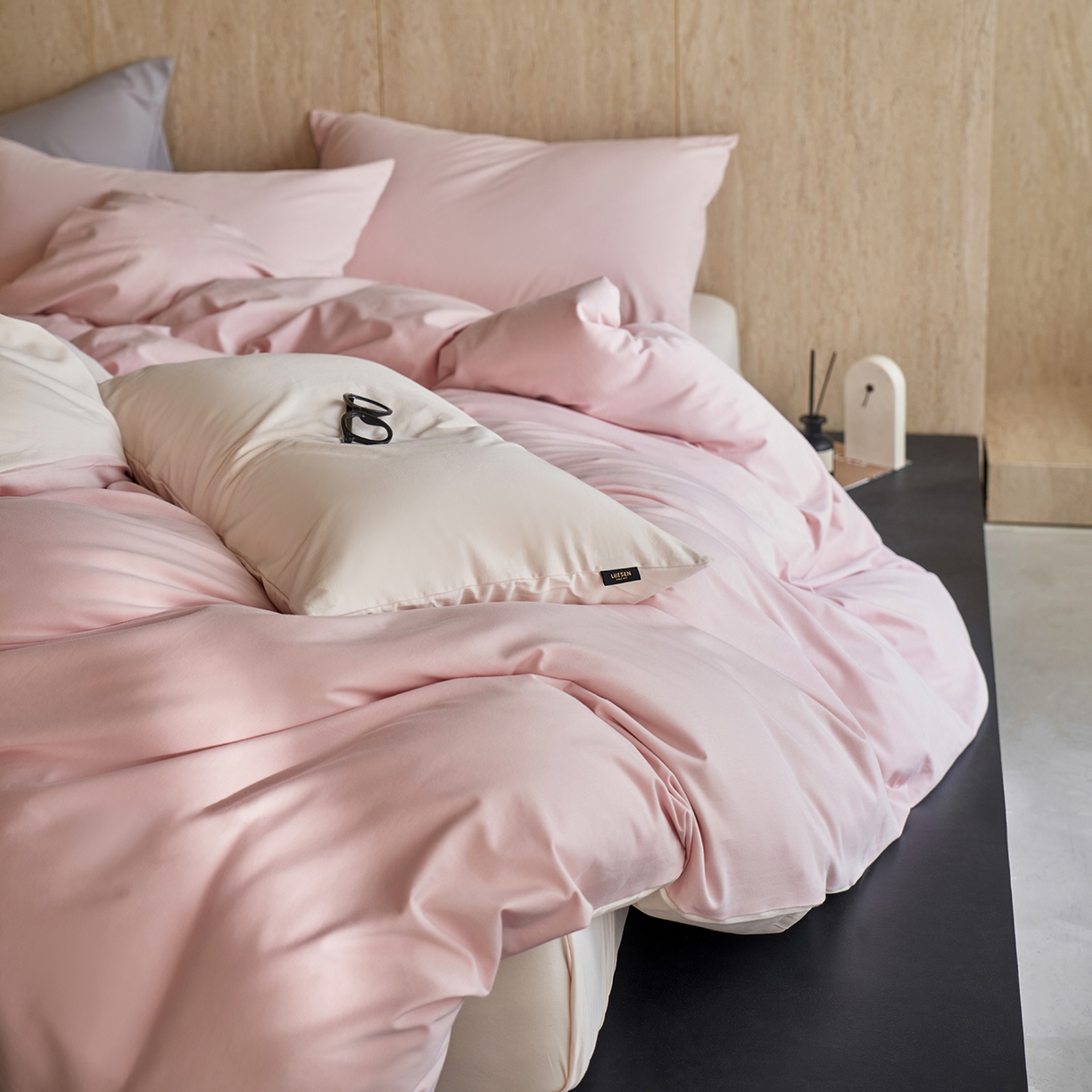 91家纺网 家纺一手货源 找家纺 丽笙被芯 2025新款亲肤舒适阿瓦提针织全棉纯棉被套单品被套单件被套 落霞粉