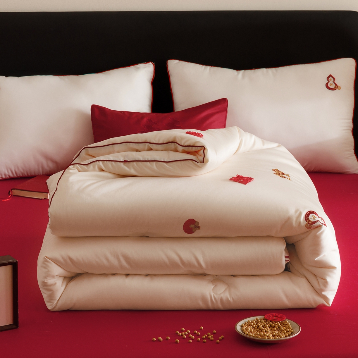 91家纺网 家纺一手货源 找家纺 （总）江涞 2025新款50S贡缎大豆抑菌婚庆喜被被子被芯