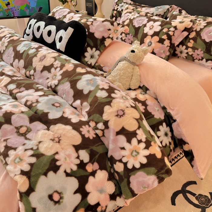 91家纺网 家纺一手货源 找家纺 典曼家纺 2025新款亲肤舒适兔毛绒四件套-系列二 晚秋