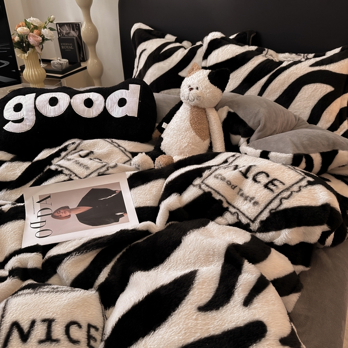 91家纺网 家纺一手货源 找家纺 典曼家纺 2025新款亲肤舒适兔毛绒四件套-系列二 斑马纹