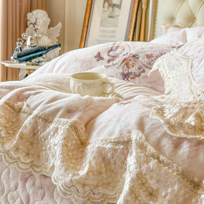 91家纺网 家纺一手货源 找家纺 网红馆（ck家纺） 2025新款牛奶绒印花床盖款四件套 阿黛尔