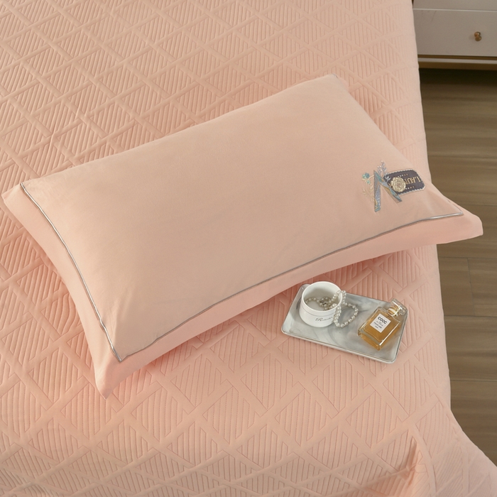 91家纺网 家纺一手货源 找家纺 OL家纺 2025新款全棉磨毛刺绣床盖夹棉四件套-胜利之花系列 胜利之花-粉玉