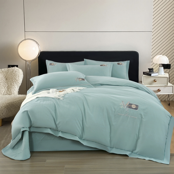 91家纺网 家纺一手货源 找家纺 OL家纺 2025新款全棉磨毛刺绣床盖夹棉四件套-胜利之花系列 胜利之花-水波绿