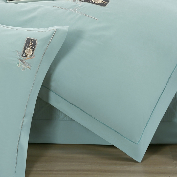 91家纺网 家纺一手货源 找家纺 OL家纺 2025新款全棉磨毛刺绣床盖夹棉四件套-胜利之花系列 胜利之花-水波绿