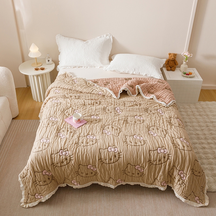 91家纺网 家纺一手货源 找家纺 麻依 2025新款卡通安心棉泡芙被十层全棉纱布被子被芯 团团KT