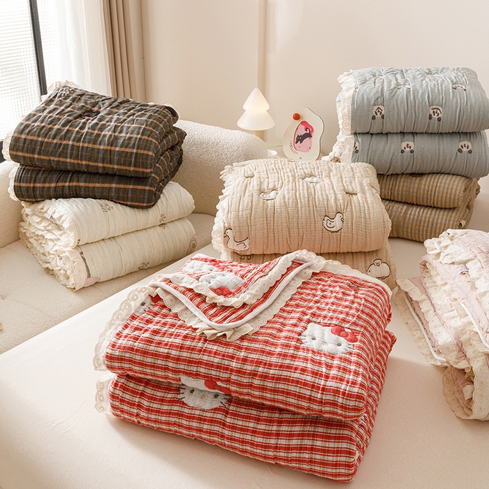 91家纺网 家纺一手货源 找家纺 麻依 2025新款卡通安心棉泡芙被十层全棉纱布被子被芯 组合