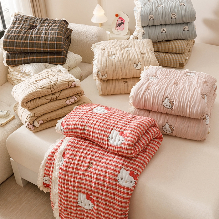 91家纺网 家纺一手货源 找家纺 麻依 2025新款卡通安心棉泡芙被十层全棉纱布被子被芯 组合