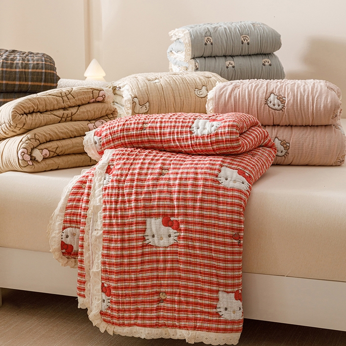 91家纺网 家纺一手货源 找家纺 麻依 2025新款卡通安心棉泡芙被十层全棉纱布被子被芯 组合