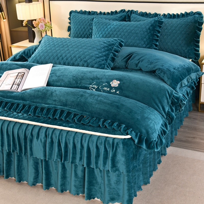 董韵家纺 2025新款牛奶绒刺绣夹棉床裙四件套系列（控价） 绒语-靛青