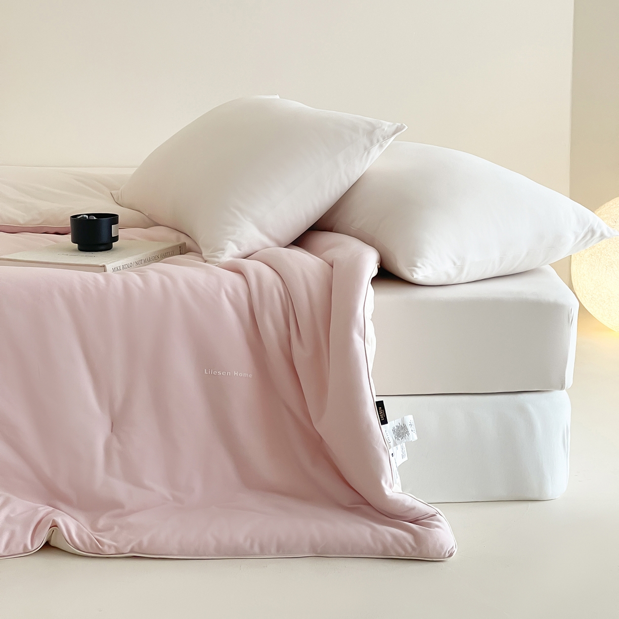 91家纺网 家纺一手货源 找家纺 丽笙被芯 2025新款阿瓦提针织棉可水洗恒温四季被懒人被被子被芯 落霞粉