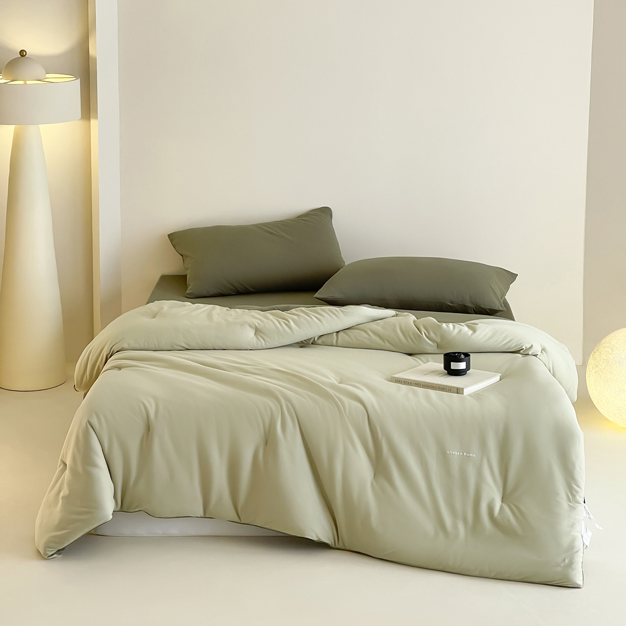 91家纺网 家纺一手货源 找家纺 丽笙被芯 2025新款阿瓦提针织棉可水洗恒温四季被懒人被被子被芯 春水绿