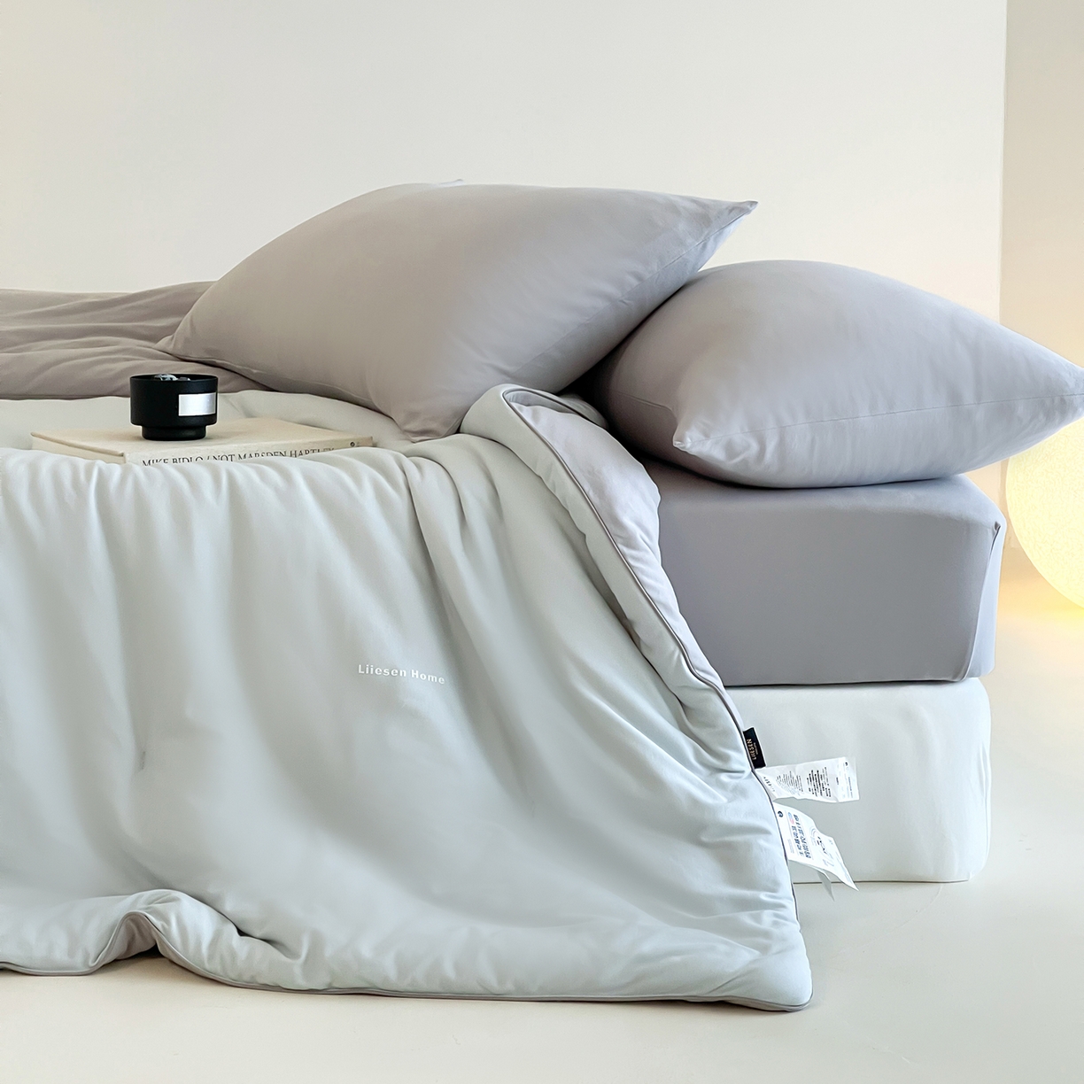 91家纺网 家纺一手货源 找家纺 丽笙被芯 2025新款阿瓦提针织棉可水洗恒温四季被懒人被被子被芯 复古蓝