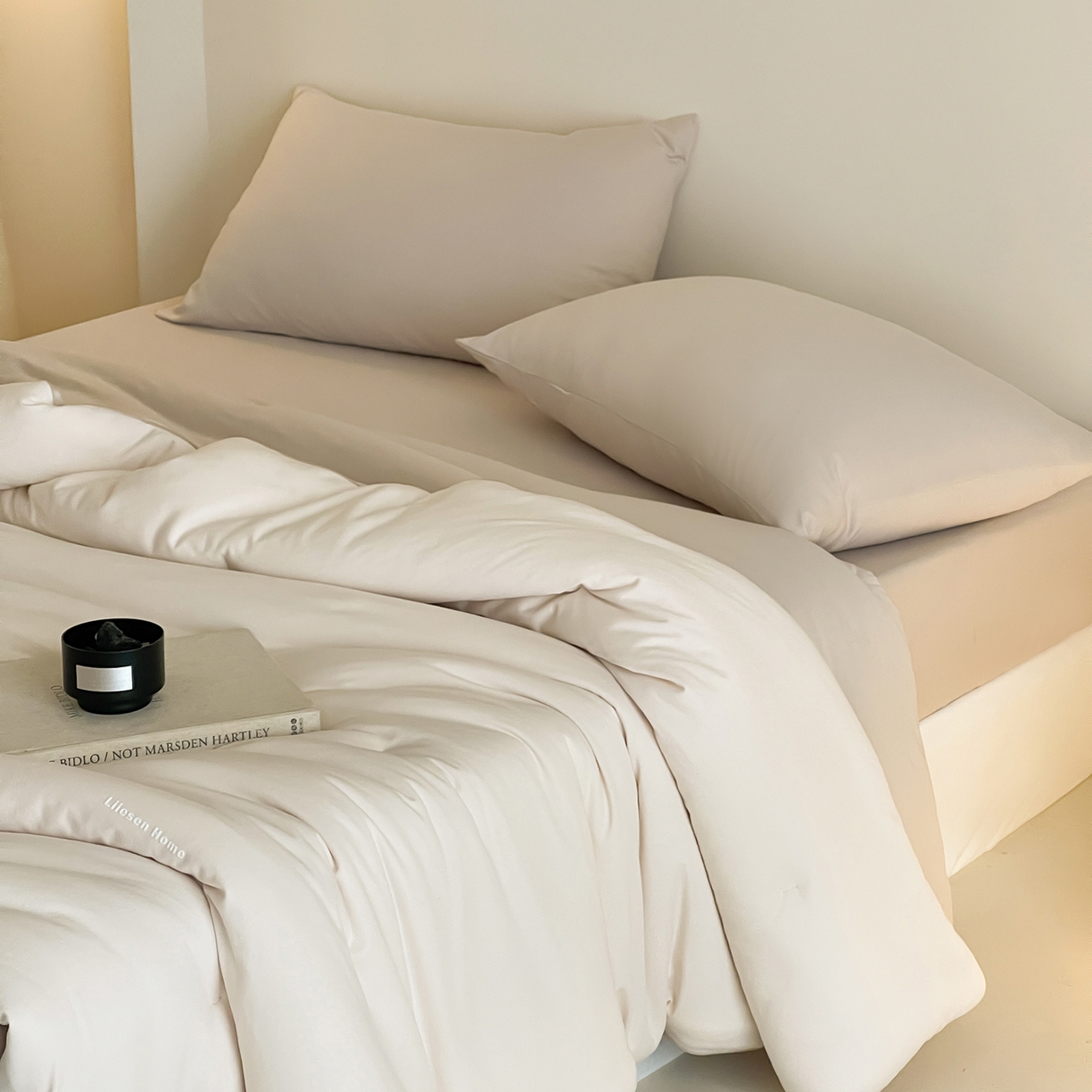 91家纺网 家纺一手货源 找家纺 丽笙被芯 2025新款阿瓦提针织棉可水洗恒温四季被懒人被被子被芯 透明黄