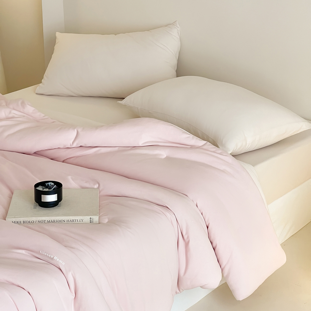 91家纺网 家纺一手货源 找家纺 丽笙被芯 2025新款阿瓦提针织棉可水洗恒温四季被懒人被被子被芯 落霞粉