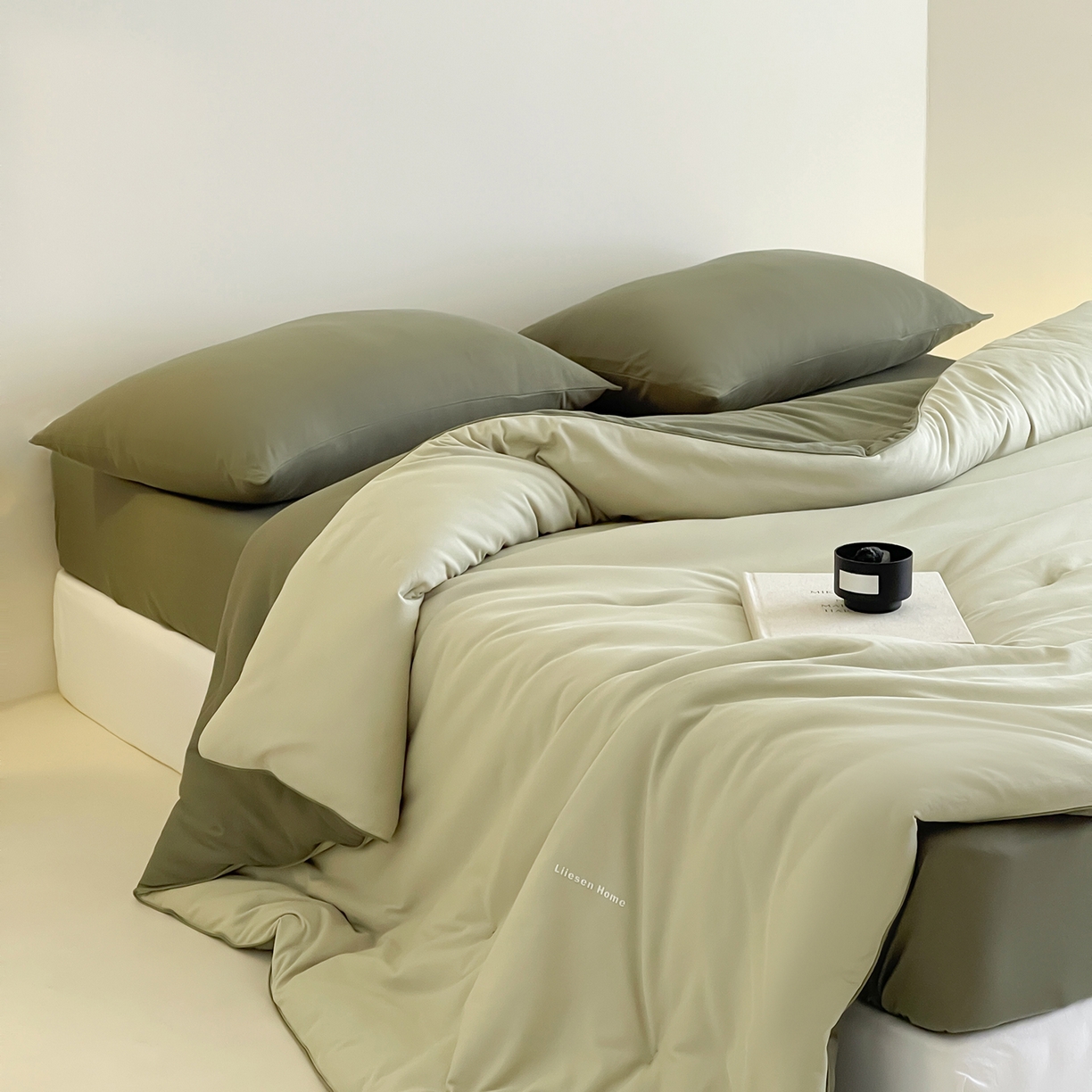 91家纺网 家纺一手货源 找家纺 丽笙被芯 2025新款阿瓦提针织棉可水洗恒温四季被懒人被被子被芯 春水绿