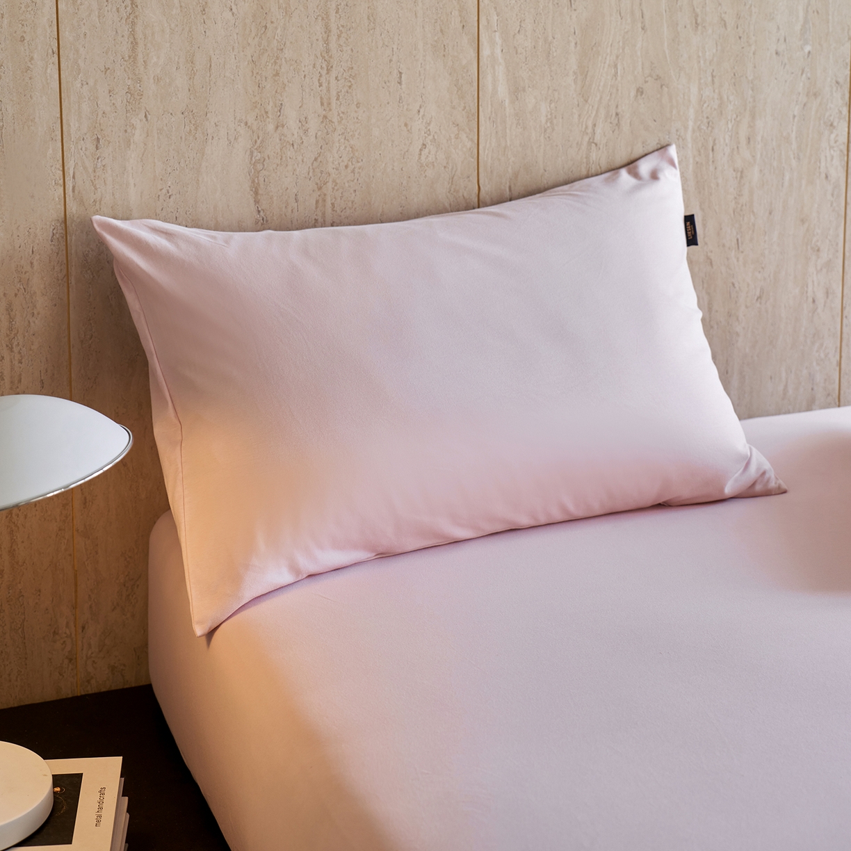 91家纺网 家纺一手货源 找家纺 丽笙被芯 2025新款亲肤舒适阿瓦提针织全棉纯棉枕套单品枕套单件枕套 落霞粉