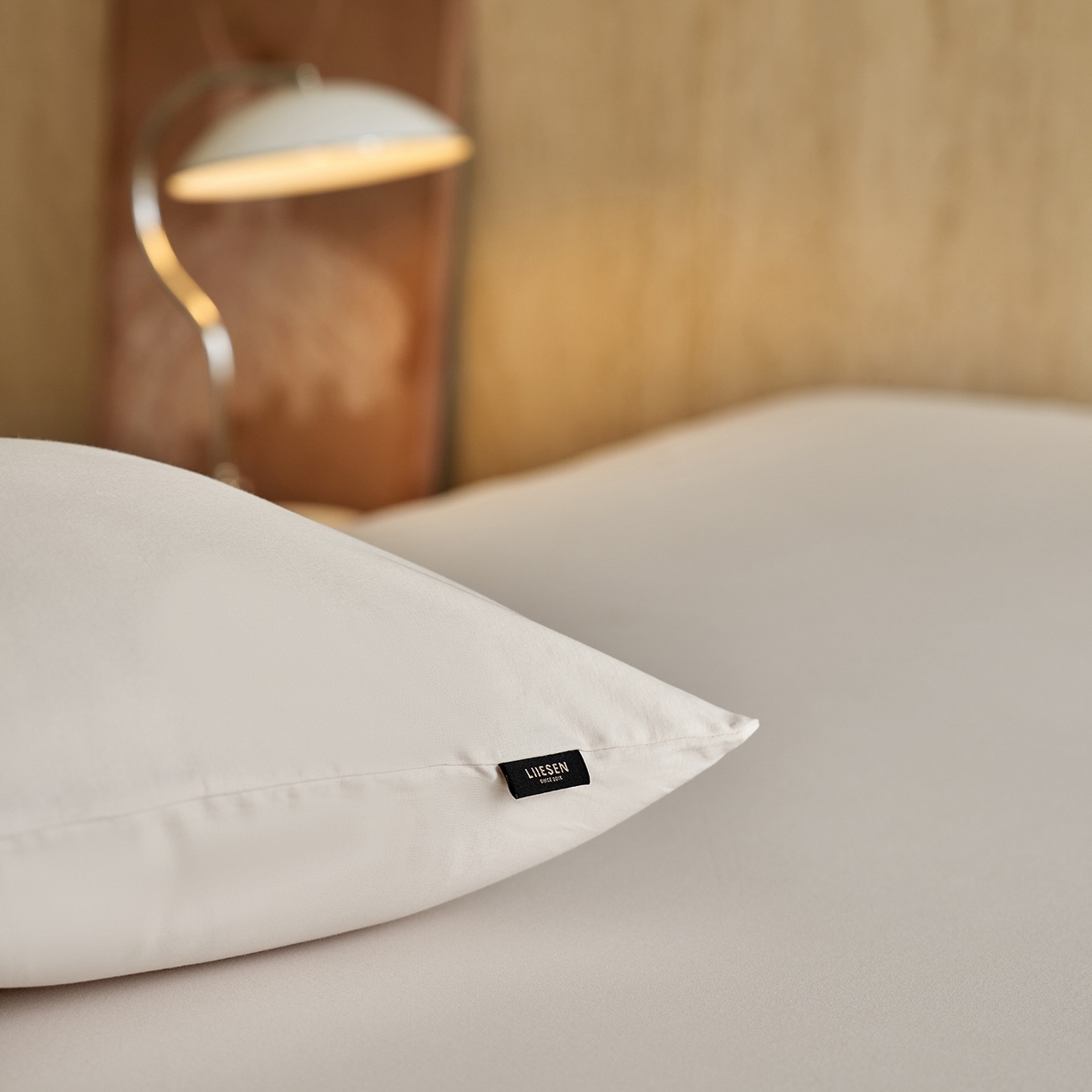 91家纺网 家纺一手货源 找家纺 丽笙被芯 2025新款亲肤舒适阿瓦提针织全棉纯棉枕套单品枕套单件枕套 浅咖