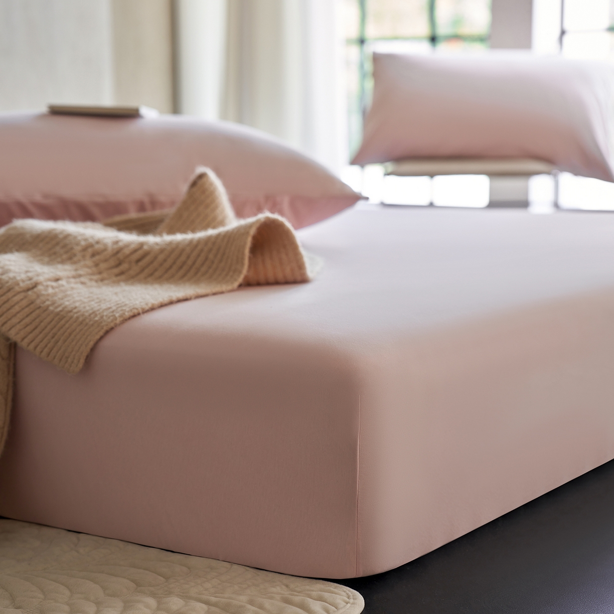 91家纺网 家纺一手货源 找家纺 丽笙被芯 2025新款亲肤舒适阿瓦提针织全棉纯棉床笠单品床笠单件床笠 落霞粉