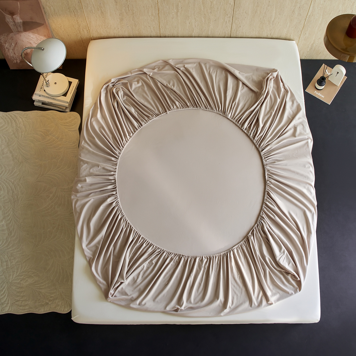 91家纺网 家纺一手货源 找家纺 丽笙被芯 2025新款亲肤舒适阿瓦提针织全棉纯棉床笠单品床笠单件床笠 浅咖