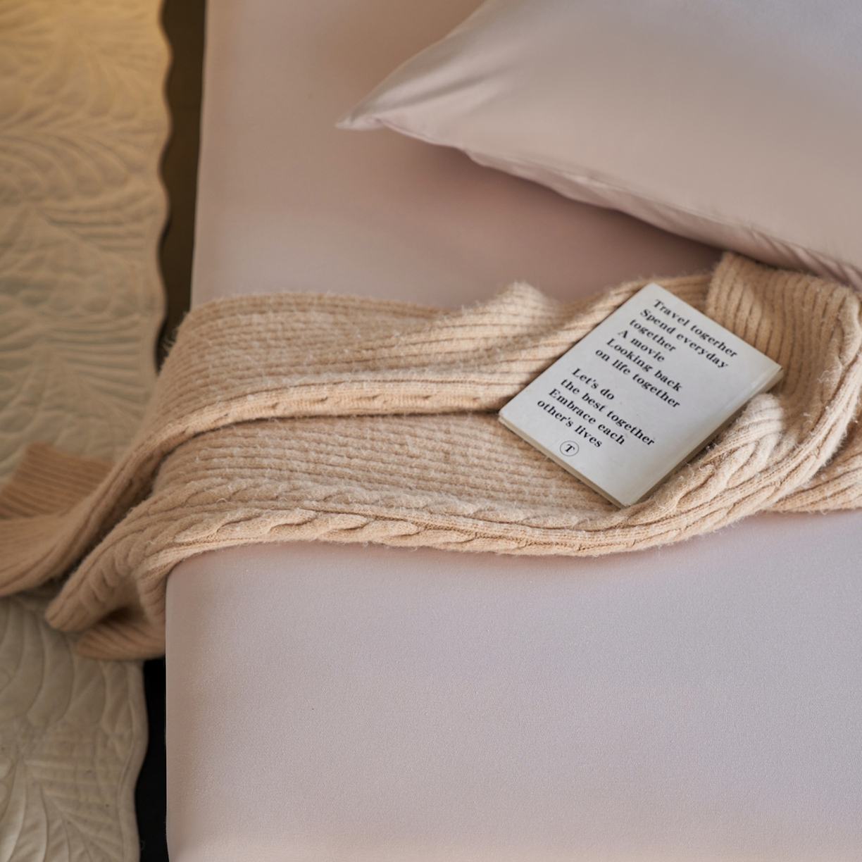 91家纺网 家纺一手货源 找家纺 丽笙被芯 2025新款亲肤舒适阿瓦提针织全棉纯棉床笠单品床笠单件床笠 艾草紫