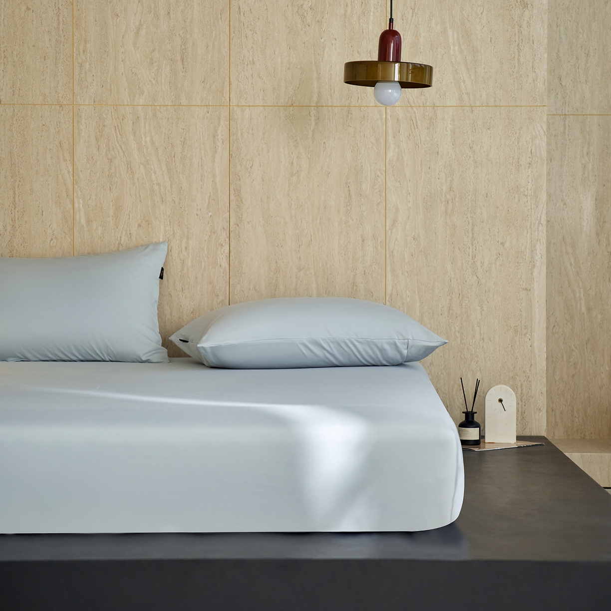 91家纺网 家纺一手货源 找家纺 丽笙被芯 2025新款亲肤舒适阿瓦提针织全棉纯棉床笠单品床笠单件床笠 复古蓝