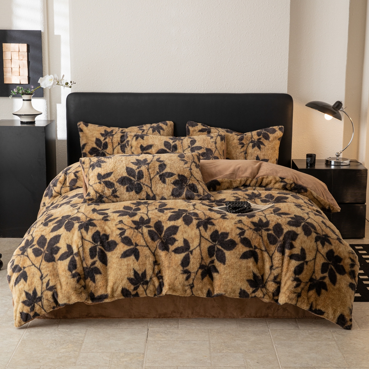 91家纺网 家纺一手货源 找家纺 （总）女子家纺 2025新款印花兔兔绒+纯色牛奶绒双拼四件套