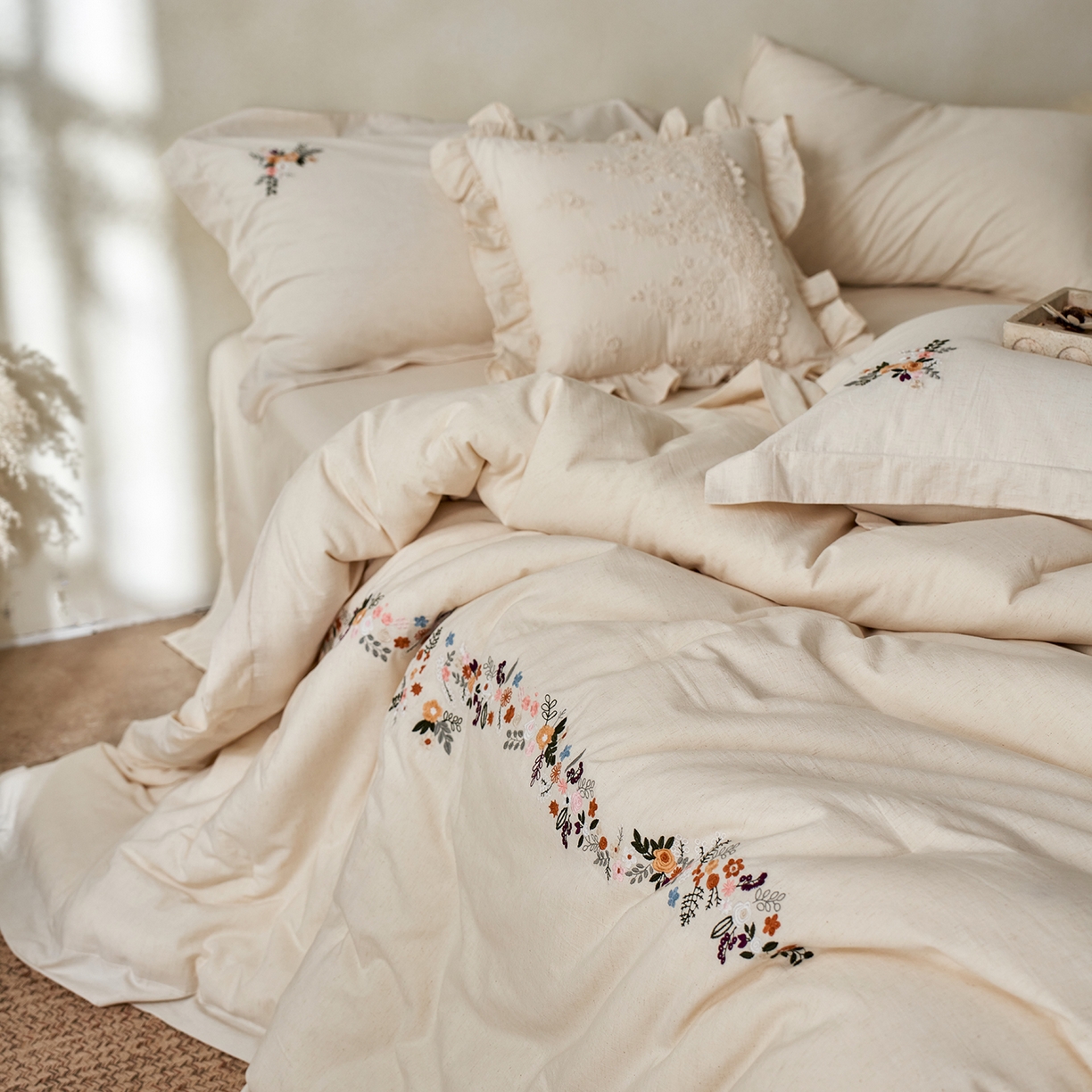 91家纺网 家纺一手货源 找家纺 （总）丽笙被芯 2025新款棉麻刺绣款可水洗懒人被被子被芯-露米娜