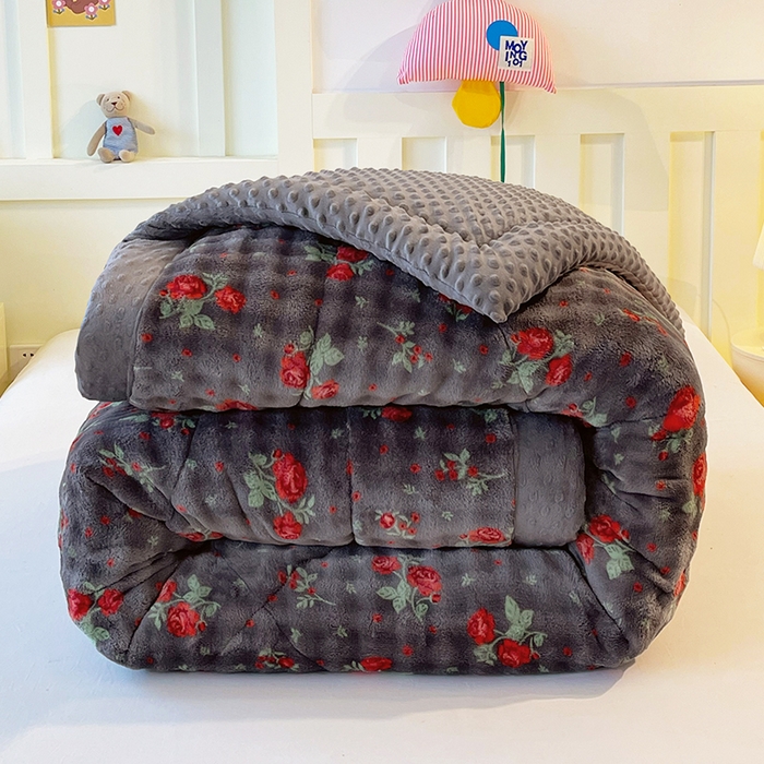 91家纺网 家纺一手货源 找家纺 云家 2025直播热款兔兔绒豆豆被三层夹棉加厚毛毯毯子牛奶绒冬被泡泡兔毛绒保暖被子被芯 红玫瑰