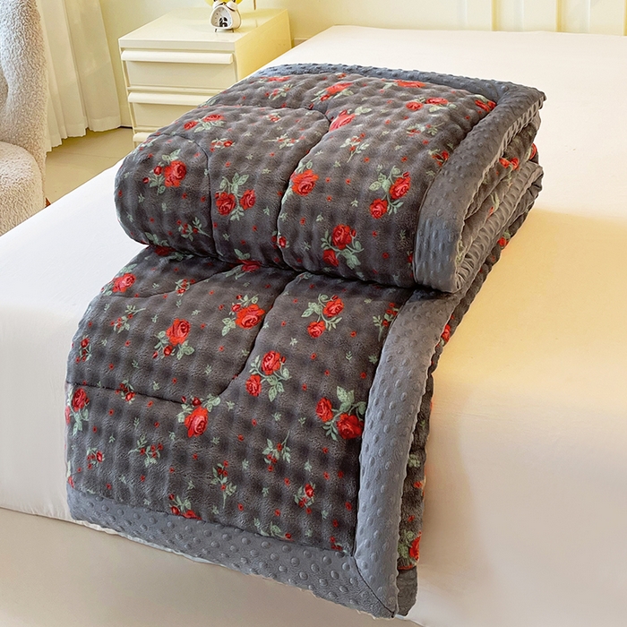 91家纺网 家纺一手货源 找家纺 云家 2025直播热款兔兔绒豆豆被三层夹棉加厚毛毯毯子牛奶绒冬被泡泡兔毛绒保暖被子被芯 红玫瑰