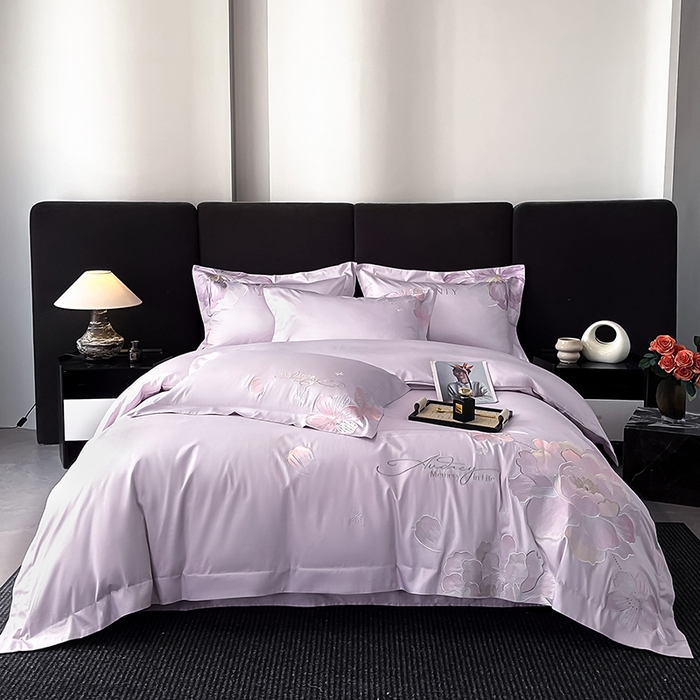 91家纺网 家纺一手货源 找家纺 置顶家纺 2025新款花漾亲肤刺绣系列四件套 花漾-香芋紫