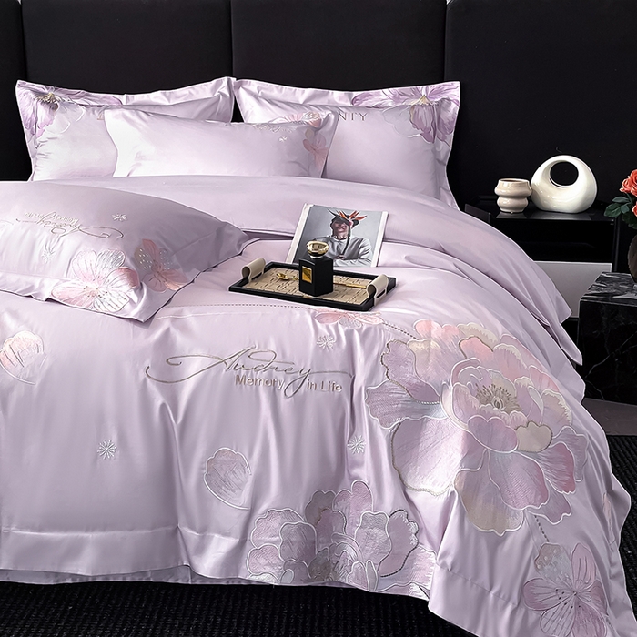 91家纺网 家纺一手货源 找家纺 置顶家纺 2025新款花漾亲肤刺绣系列四件套 花漾-香芋紫