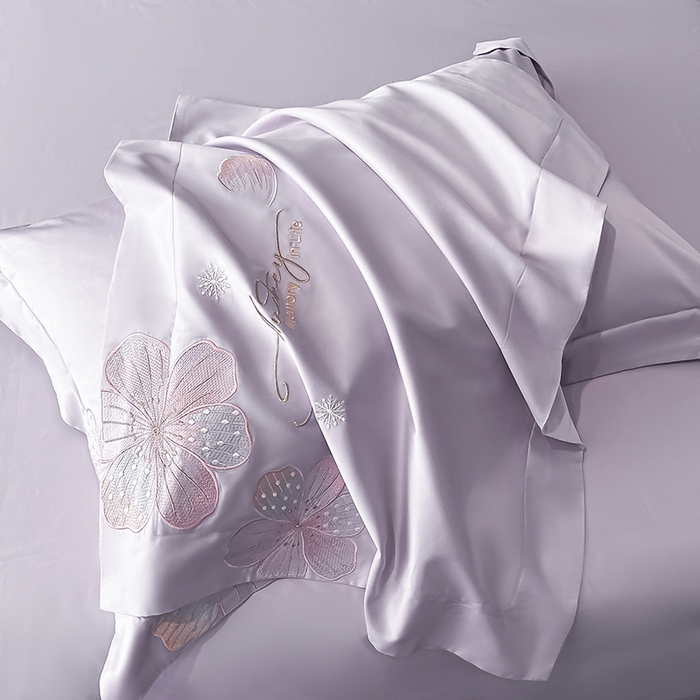 91家纺网 家纺一手货源 找家纺 置顶家纺 2025新款花漾亲肤刺绣系列四件套 花漾-香芋紫