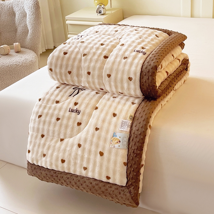 91家纺网 家纺一手货源 找家纺 云家 2025直播热款兔兔绒豆豆被三层夹棉加厚毛毯毯子牛奶绒冬被泡泡兔毛绒保暖被子被芯 咖爱心