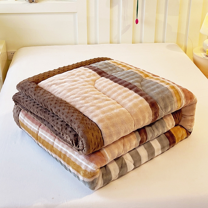 91家纺网 家纺一手货源 找家纺 云家 2025直播热款兔兔绒豆豆被三层夹棉加厚毛毯毯子牛奶绒冬被泡泡兔毛绒保暖被子被芯 时尚都市