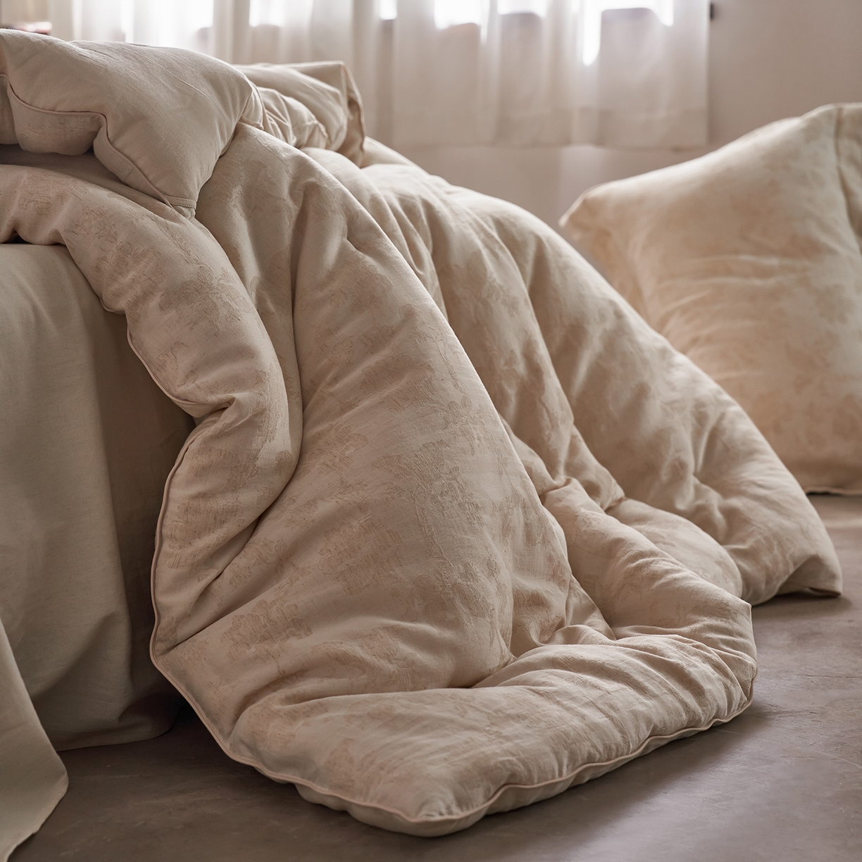 91家纺网 家纺一手货源 找家纺 丽笙被芯 2025新款亲肤舒适棉麻提花大豆被春秋被冬被被子被芯 璐希尔