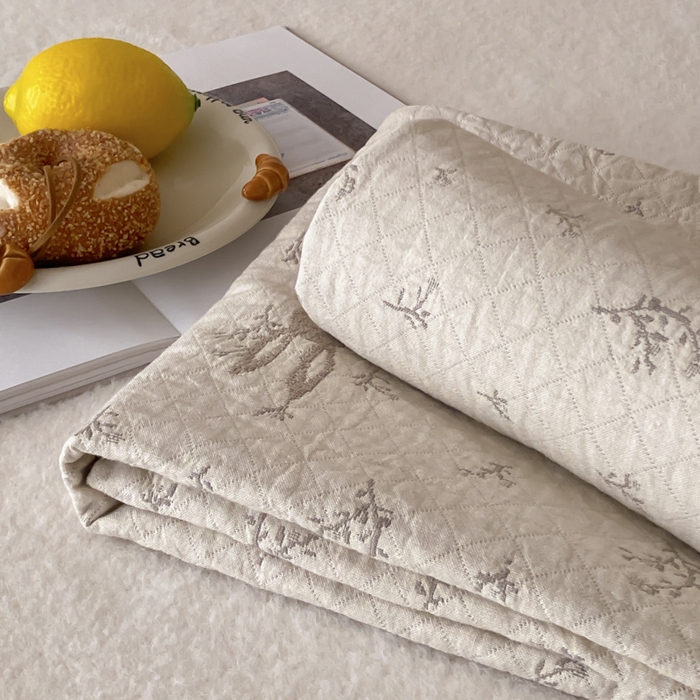 91家纺网 家纺一手货源 找家纺 麻依 2025新款安心棉纱布枕套全棉四层纱布枕套 花园小兔