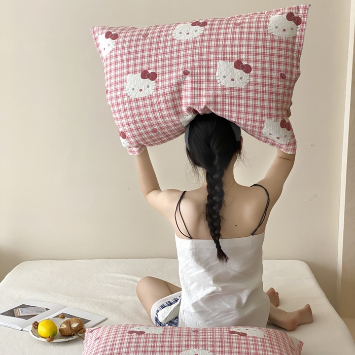 91家纺网 家纺一手货源 找家纺 麻依 2025新款安心棉纱布枕套全棉四层纱布枕套 凯蒂的快乐