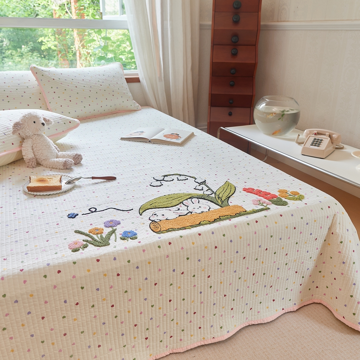 91家纺网 家纺一手货源 找家纺 （总）鑫喜莱家纺 2025新款云朵棉毛巾绣床盖三件套