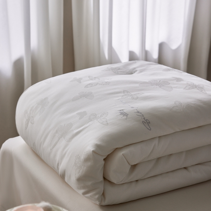 91家纺网 家纺一手货源 找家纺 （总）丽笙被芯 2025新款亲肤舒适巴马桑蚕丝被夏被四季被冬被被子被芯-蝶影