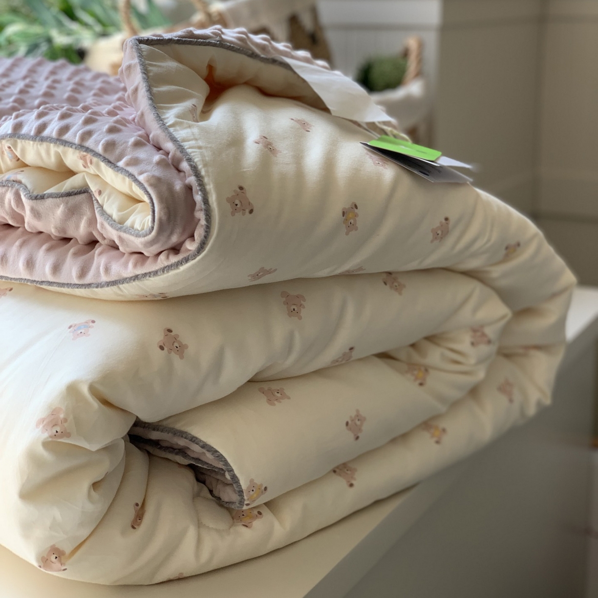 91家纺网 家纺一手货源 找家纺 汇庭 2025秋冬新款幸运豆单人春秋系列 小奶熊