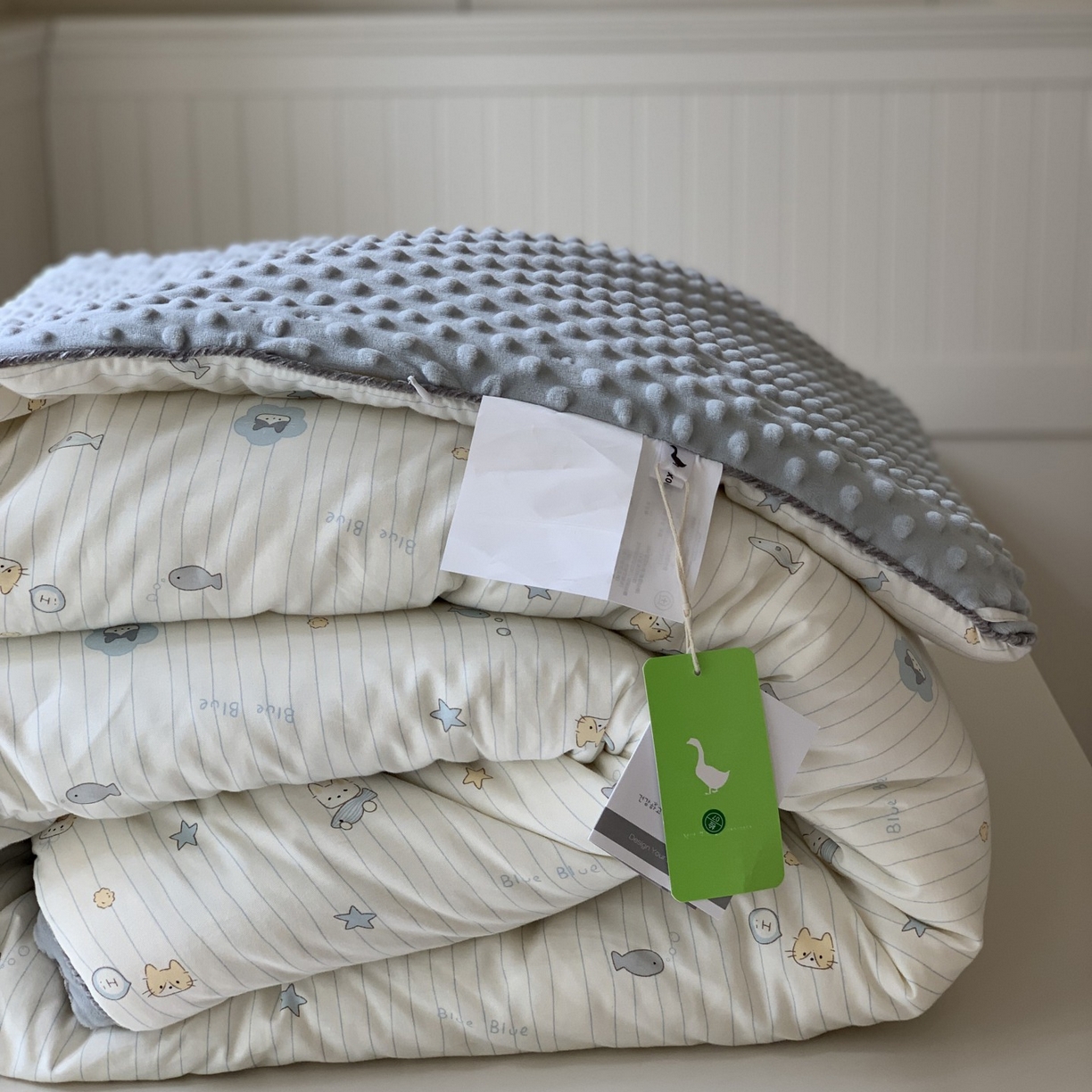 91家纺网 家纺一手货源 找家纺 汇庭 2025秋冬新款幸运豆单人春秋系列 小鱼儿蓝